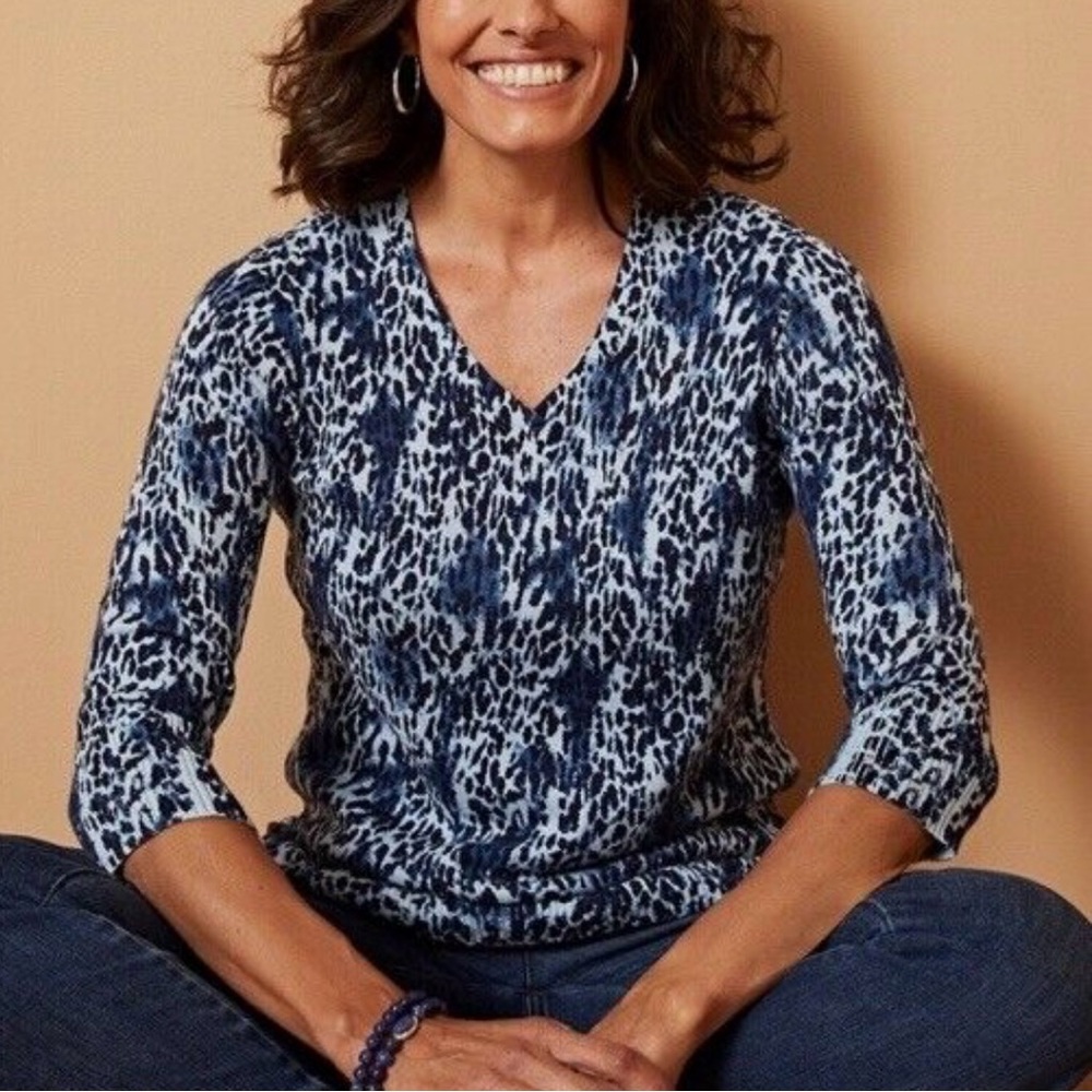 NWT Chico Small Animal Fusion Side Button Pullover V-Neck (SIZE S/4)